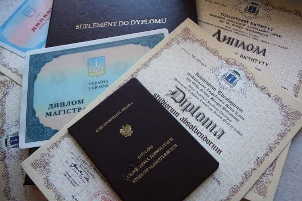 konsul_legal